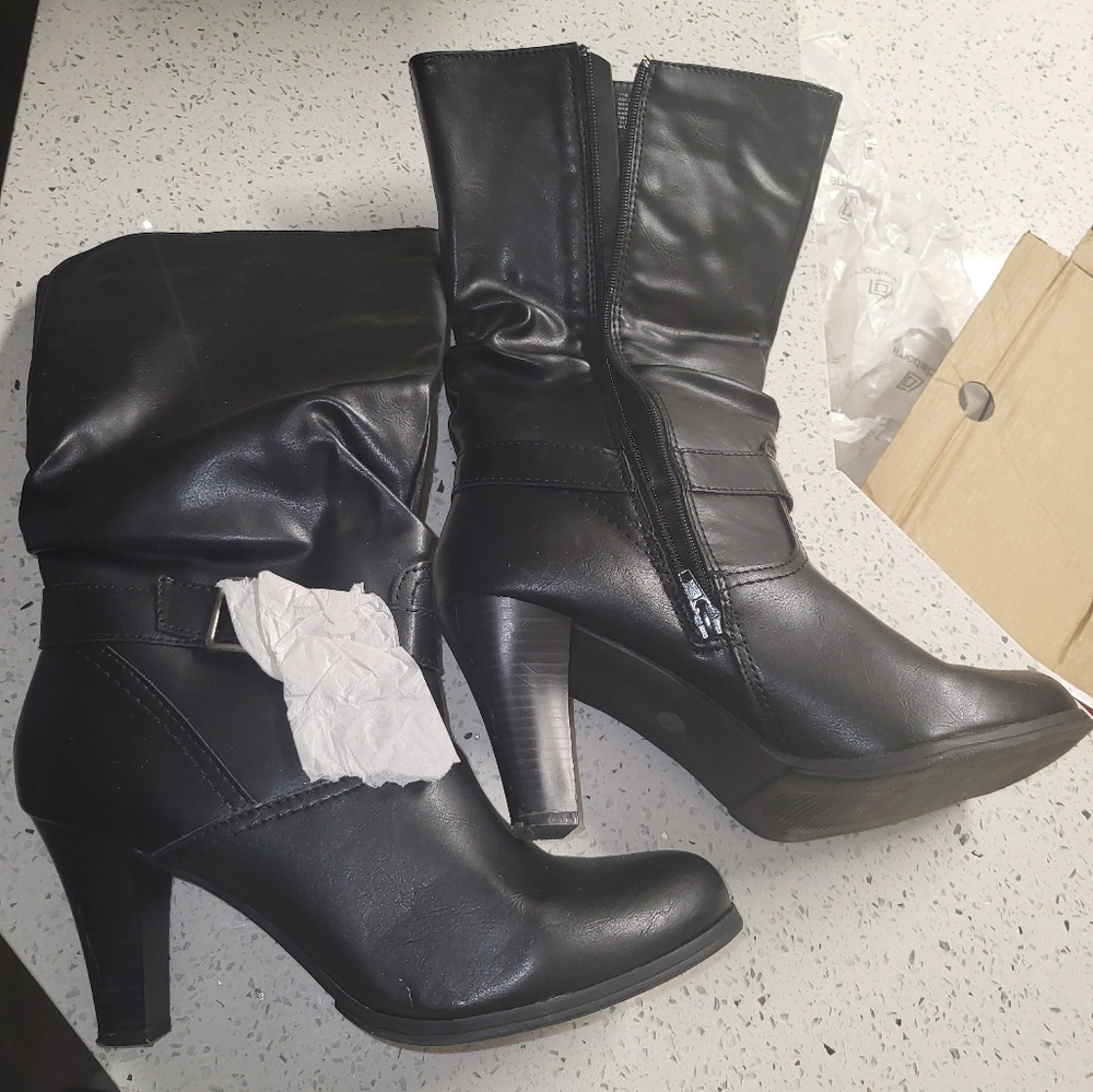 Arizona black boots sz 11